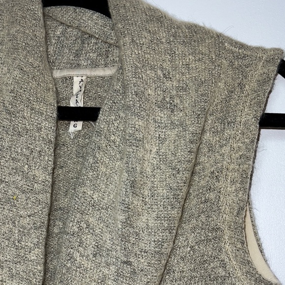 Knit Sweater Mini Dress Tan Kangaroo Pouch Pocket Size Small Just Pleat It Dress - Picture 3 of 10